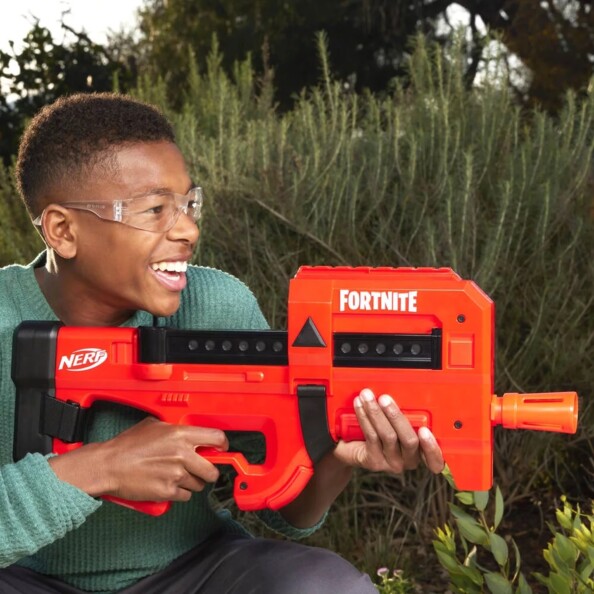 Nerf Fortnite Compact SMG azione rapida e potenza compatta