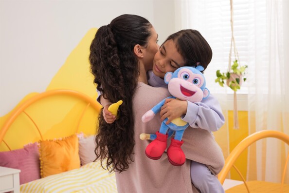 Peluche interattivo Boots di Dora 35 cm con canzoni e banana Spin Master